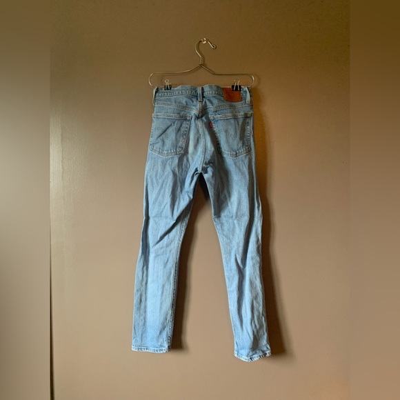 Levi’s 501 Skinny Jean - Light wash - Distressed - Picture 2 of 13